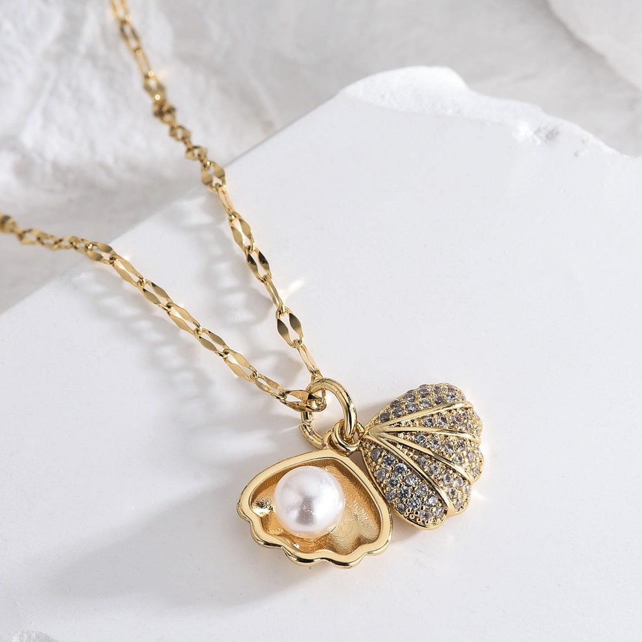 Shelled Pearl Gold Necklace